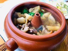 野生菌汽锅鸡-小厨子私房菜·云南美食店