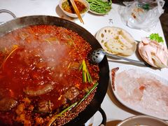 -岗上渣渣老火锅(两路口店)