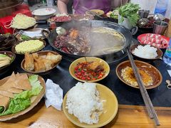 -谭记重庆老火锅(总店)