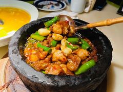 石锅杭椒牛蛙-桂满陇-十里风荷(合生汇店)