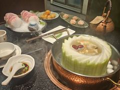 -得意咚瓜·顺德鱼生·冬瓜火锅(深圳首店)