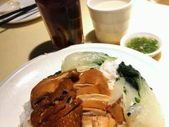 油鸡套餐配冻柠-龙记烧腊茶餐厅(常德路店)