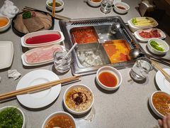 -海底捞火锅(新松江路店)