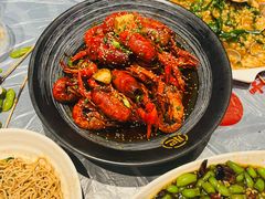 -肥肥虾庄·金牌油焖大虾(杨园滨江时代walk店)
