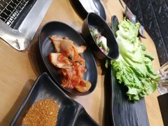 -肉甲韩国木炭烤肉(新壹街1店)