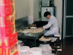 -周记高桥松饼制作坊