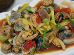 -覃记海鲜美食餐厅