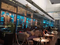 -OZONE 顶楼酒吧(香港丽思卡尔顿酒店)