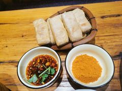 石屏烧豆腐-老滇山寨•云南特色菜•地方菜•民族风情歌舞表演(金碧店)