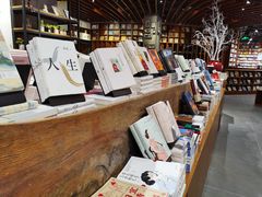 -阅·潮Readzone(珠海华发商都店)