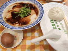 -蓝白自选餐厅(烟大店)