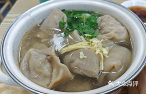 Giant Pork and Shrimp Dumplings with Cordyceps Mushroom