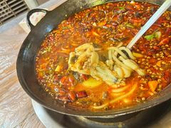 -鸿顺老铁锅美蛙鱼府(解放碑店)