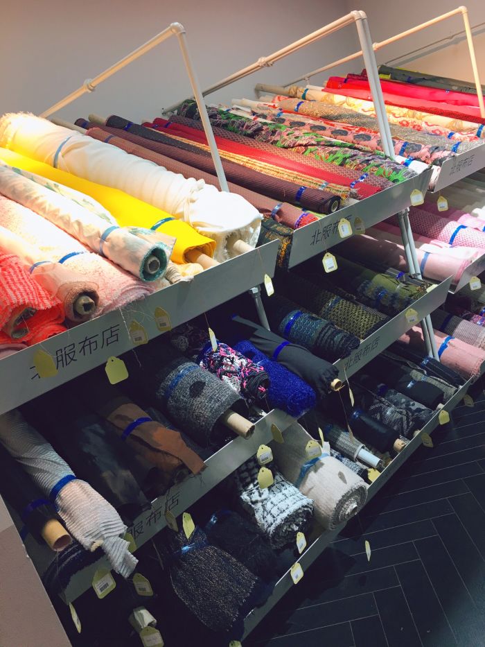家纺 touching北服布店     大家喜欢布料得快去北服touching布料店吧