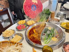 -老成都市井火锅阿泥頭火锅公司(海宁长安佳源中心广场店)
