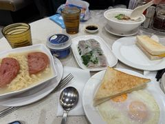 -香港新发烧腊茶餐厅(水围店)