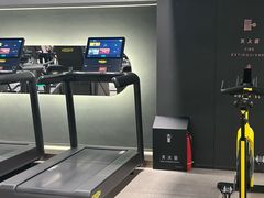 -TRACTION 运动中心(金融街店)