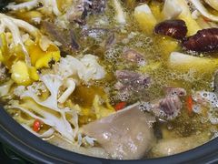 -百菇园野生菌煲(平武店)