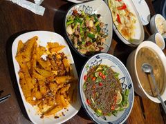 -宣威年猪饭·二十年云南家常菜·特色小炒肉·春季鲜花野菜上新(尚邻雅苑店)