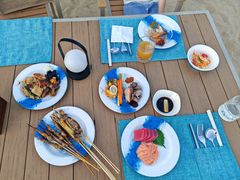 -亚龙湾希尔顿自助餐厅·海鲜·烧烤·沙滩BBQ·现场乐队