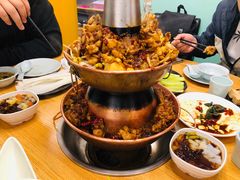 -超越炭火牛蛙火锅鸡(河东店)