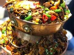山地鸡爱上蛙-巴四老城区炭火蛙锅(张江店)