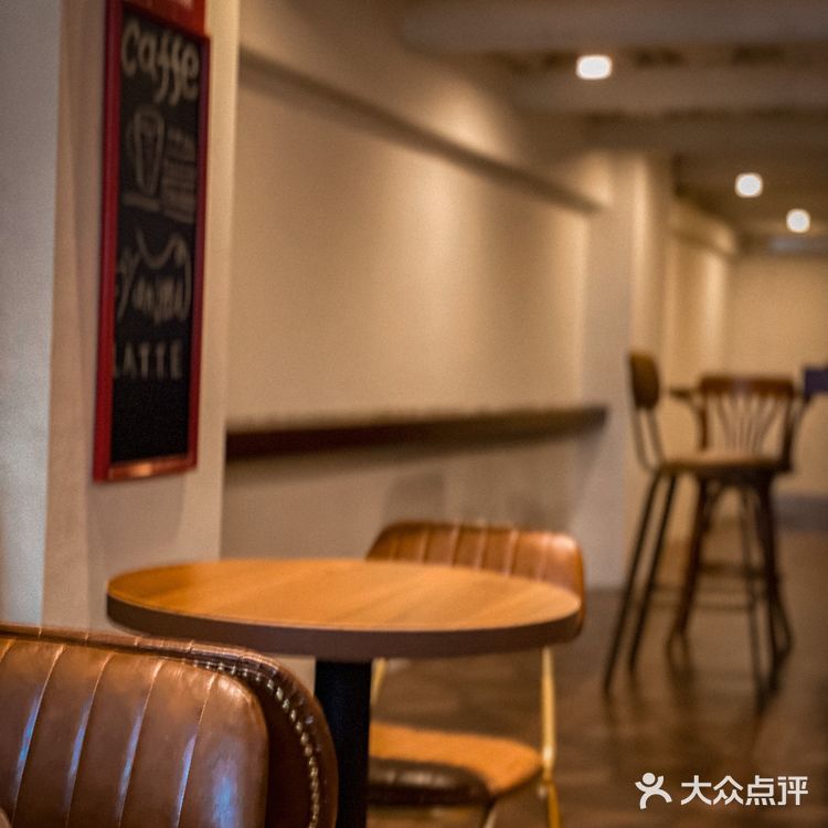 佛山探店｜复古古典情调咖啡厅 哈司伯格