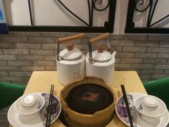 -芳村榕树头叹佬鸡煲(体育西店)