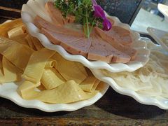 -老船舫·现做活鲜鱼馆(东郊记忆店)