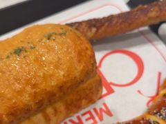 -HOT CRUSH趁热集合·现烤面包(环球港店)