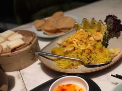 菠萝海鲜饭-星怡会·新加坡新美食(苏州中心店)