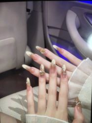 -洛伊科技抗衰护肤中心