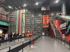 -极限PLAY运动娱乐新世界·团建派对潮玩休闲馆·室内蹦极高空游乐园