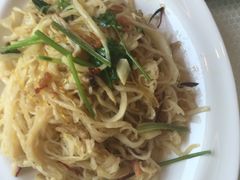 酸萝卜炒粉-渔娘渔家丹东海鲜(东直门店)