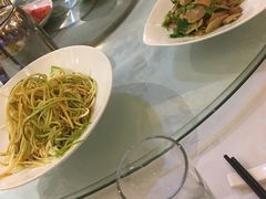 -品悦酒店(三林古镇店)