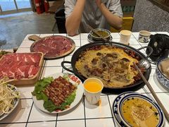 -旧街市鲜货老火锅(大光路店)