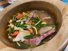 -抚仙湖生态石锅鱼野生菌(告庄店)
