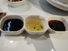 -洪氏嗨捞·广东猪肚鸡·椰子鸡火锅(西咸万象城店)