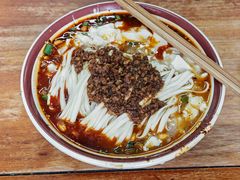 -小谭豆花(西大街店)