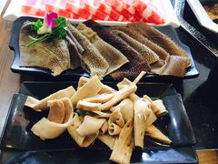鲜黄喉-香传承重庆火锅(直营中山路店)