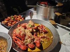 -巴厘龙虾·榜首油焖大虾(音乐学院·沿江酒馆店)