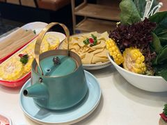-洪氏嗨捞·猪肚鸡火锅(阳光天地店)