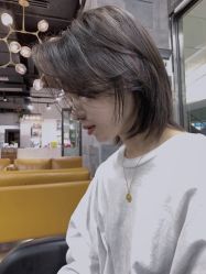 -FRIDAY星期五专业美发沙龙