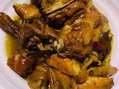 柴雞燉蘑菇-何适山庄 ·可团建(水长城P2停车场店)