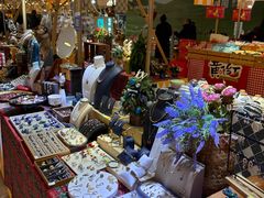 -LuOne凯德晶萃广场(徐家汇路店)