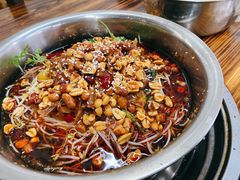 -周良天山牛杂城(天山路总店)