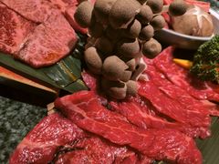 -炼火烤肉店