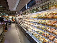 面包甜点陈列柜-盒马鲜生(岭南新世界店)