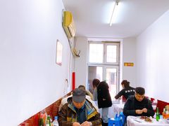 -尹记餐馆(花园店)