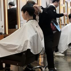 -心迪染发专门店